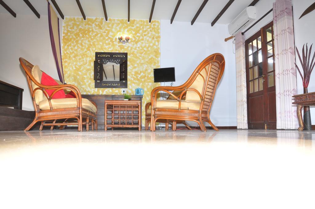 Solomon Beach Hotel Marawila Zewnętrze zdjęcie